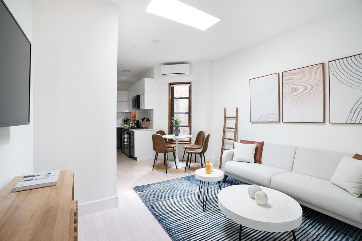 Appartement 48-5rw 1br In Midtown West W&d New York